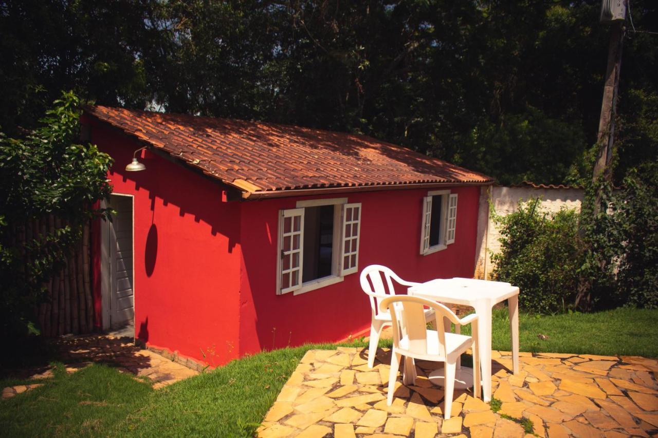 Pousada Cortina De Folhas Tiradentes Bagian luar foto