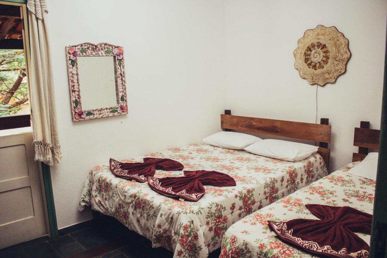 Pousada Cortina De Folhas Tiradentes Bagian luar foto